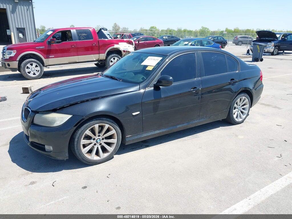 WBAPK7C5XBA772525 2011 BMW 328I photo no. 2