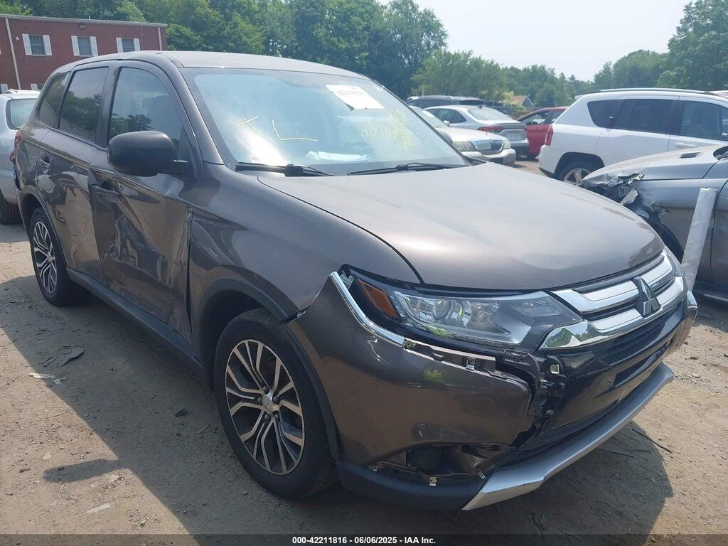 JA4AZ3A33JZ070541 2018 MITSUBISHI OUTLANDER photo no. 1