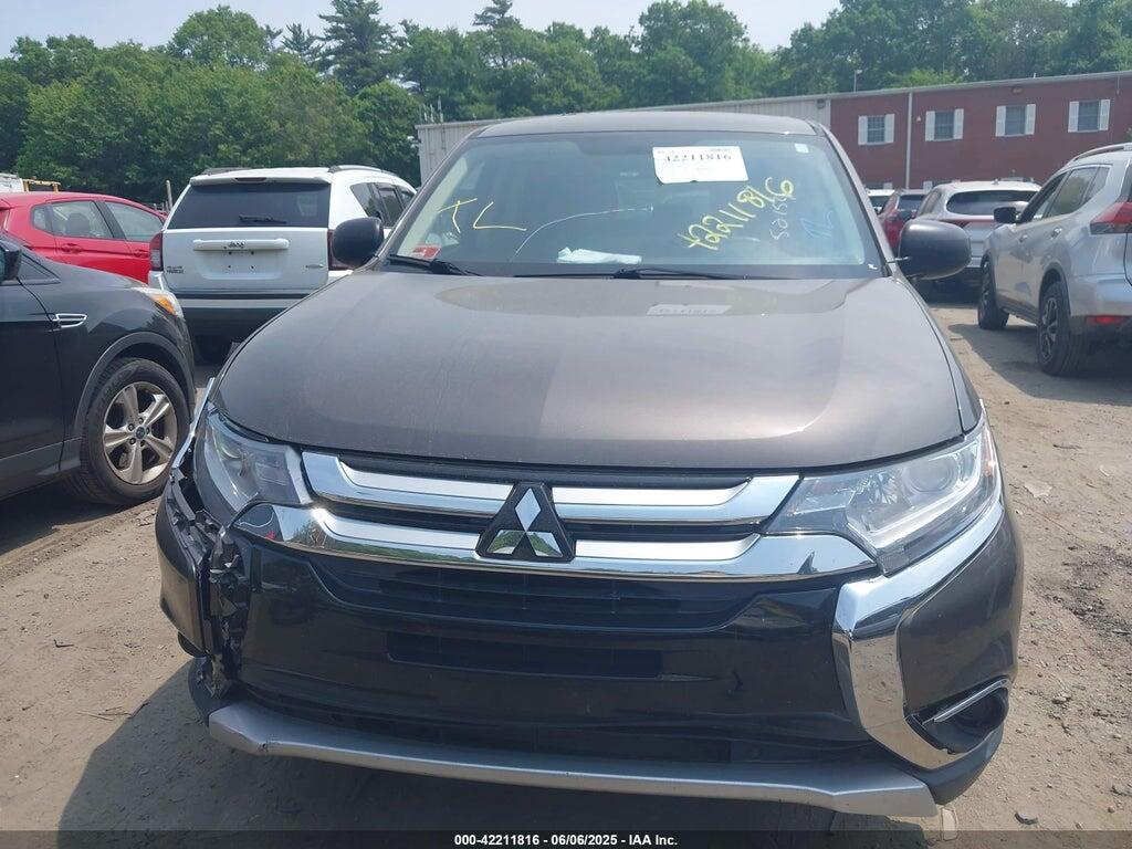 JA4AZ3A33JZ070541 2018 MITSUBISHI OUTLANDER photo no. 12