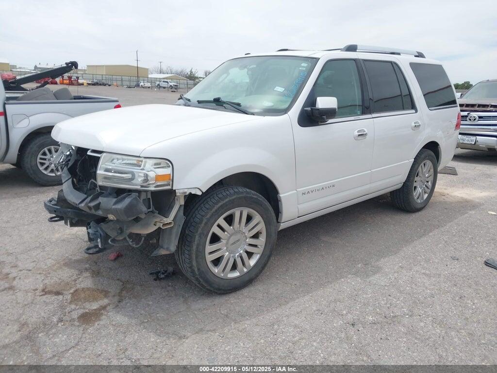 5LMJJ2H5XCEL03557 2012 LINCOLN NAVIGATOR photo no. 2