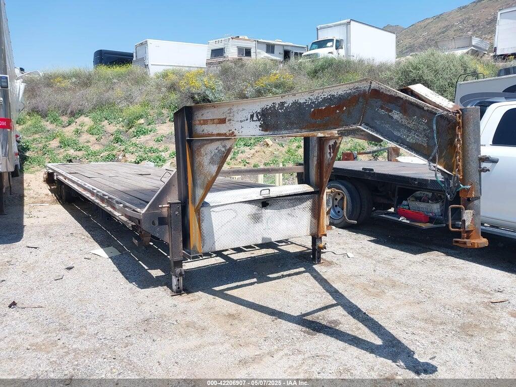 58SGF4024SE042618 2025 EAST TEXAS 40' GOOSENECK FLATBED photo no. 1