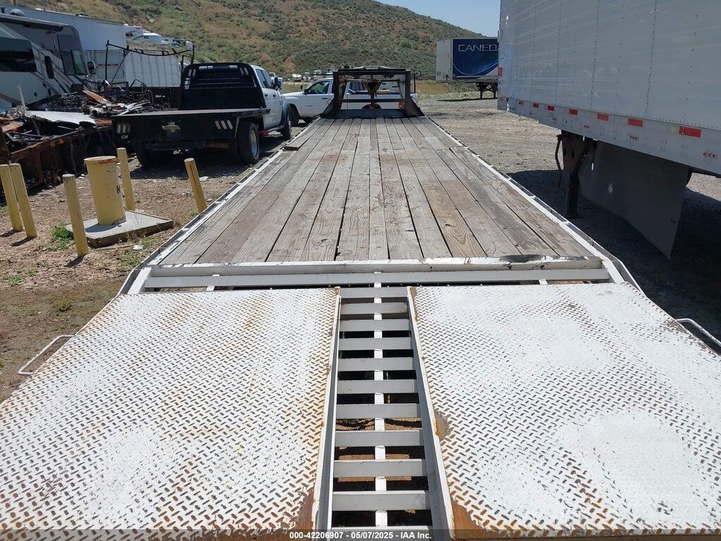 58SGF4024SE042618 2025 EAST TEXAS 40' GOOSENECK FLATBED photo no. 12