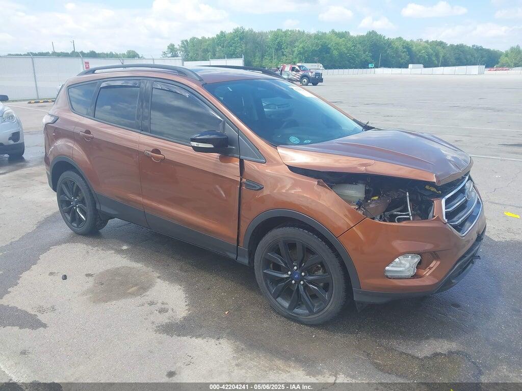 1FMCU0J90HUF04708 2017 FORD ESCAPE photo no. 1