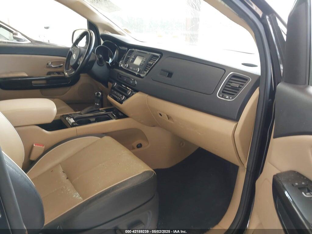 KNDMC5C18F6051021 2015 KIA SEDONA photo no. 5