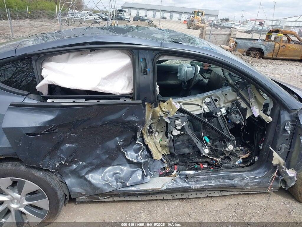 7SAYGAEE9NF428833 2022 TESLA MODEL Y photo no. 12
