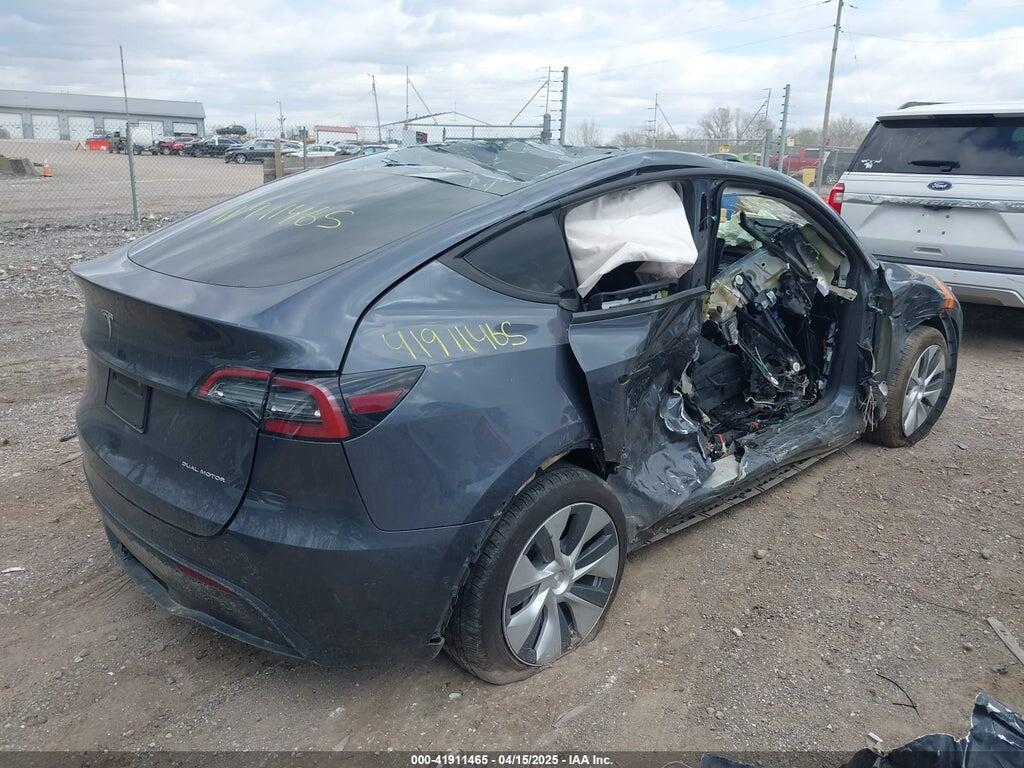 7SAYGAEE9NF428833 2022 TESLA MODEL Y photo no. 4