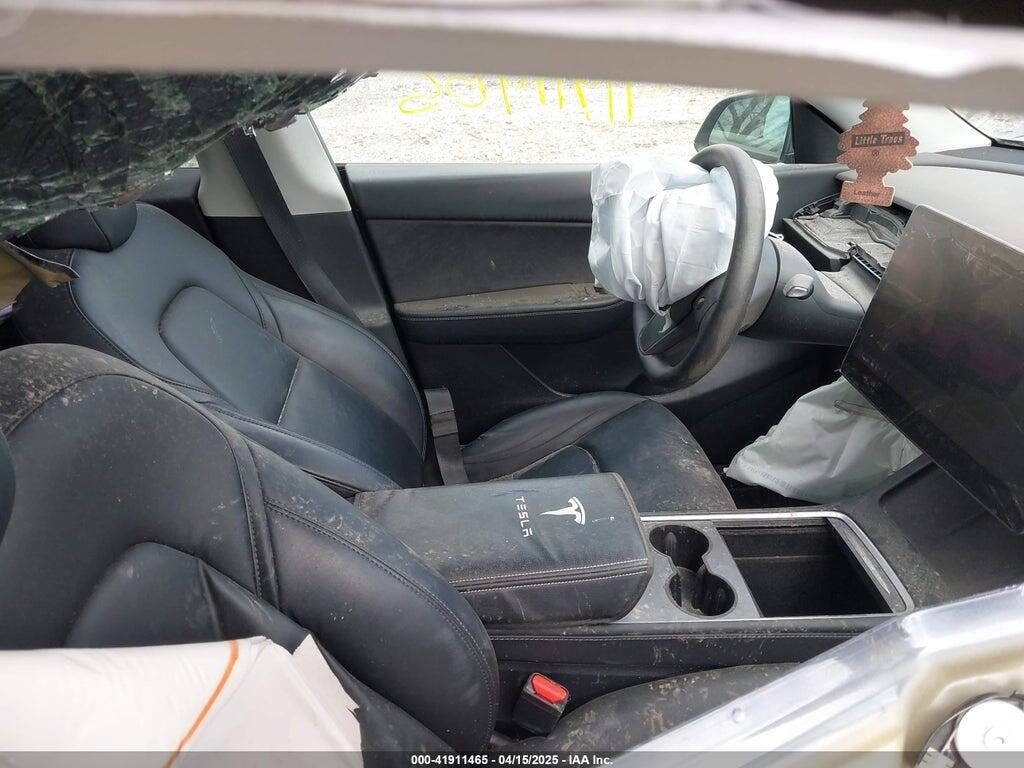 7SAYGAEE9NF428833 2022 TESLA MODEL Y photo no. 5