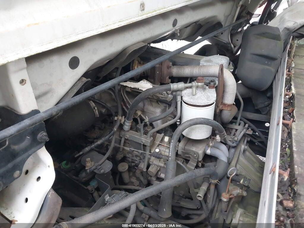 JALE5B14127902038 2002 ISUZU NQR photo no. 9