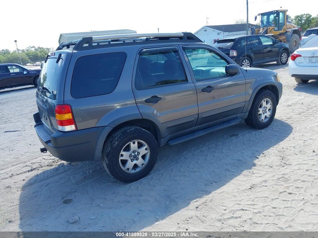 1FMCU93183KD07494 2003 FORD ESCAPE photo no. 4