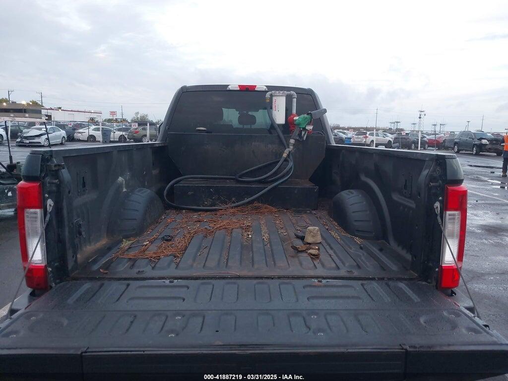 1FT8W4DT7HED42833 2017 FORD F-450 photo no. 8