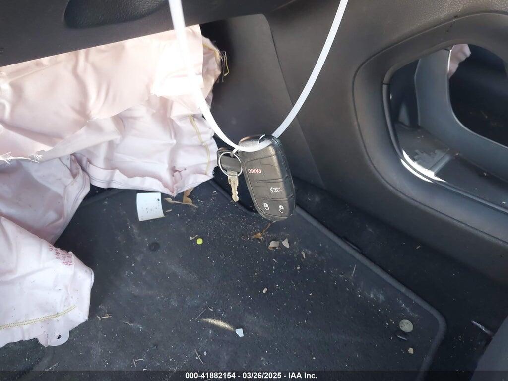 1C3CCCAB1FN695451 2015 CHRYSLER 200 photo no. 12
