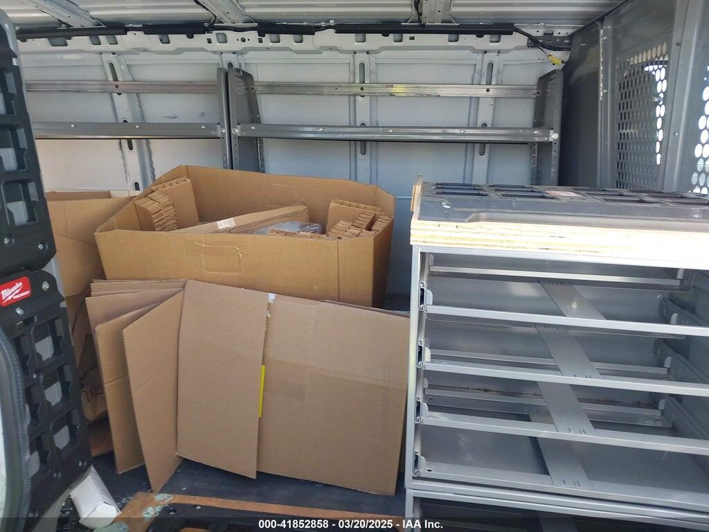 1GCWGAFPXK1365332 2019 CHEVROLET EXPRESS 2500 photo no. 8