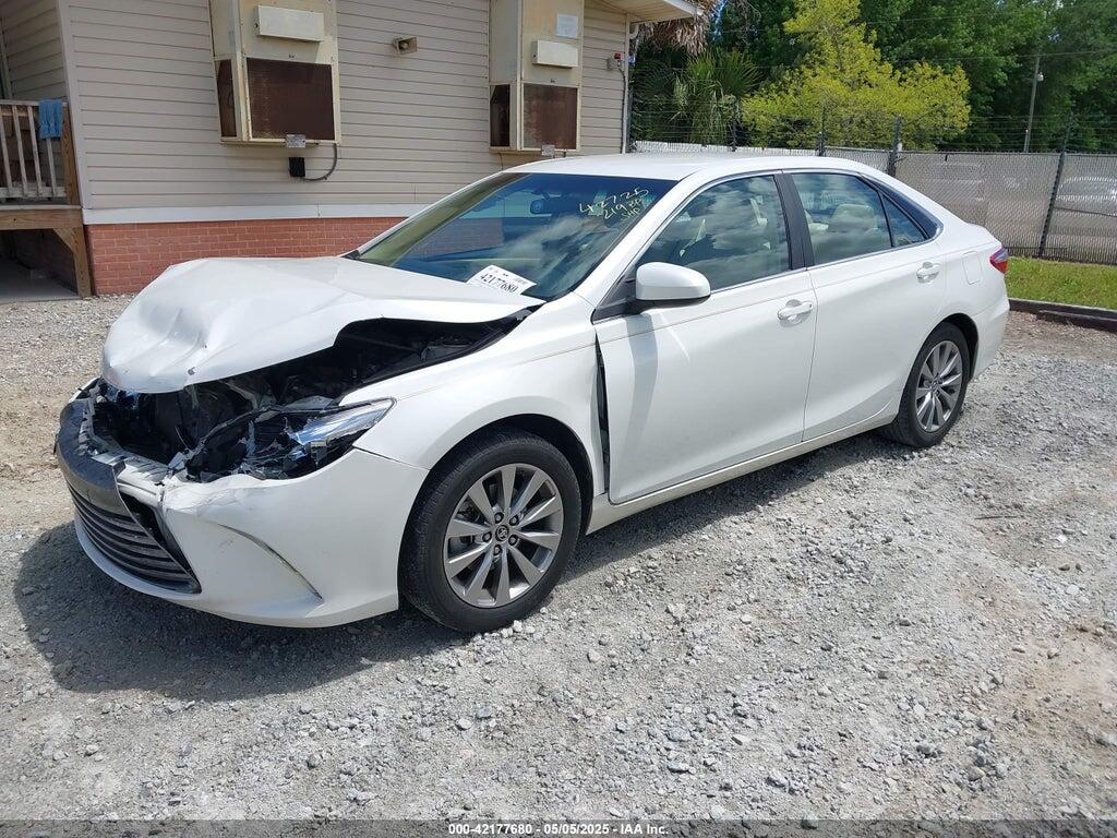 4T1BF1FK8FU099959 2015 TOYOTA CAMRY photo no. 2