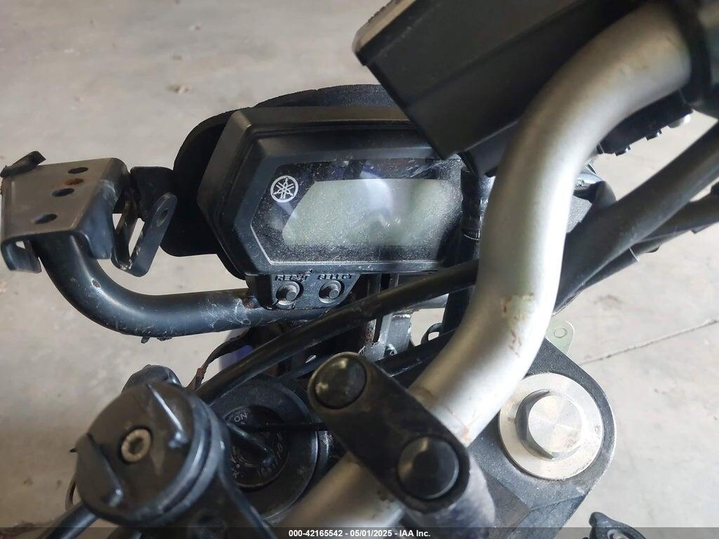 JYARJ18E69A003739 2009 YAMAHA FZ6 photo no. 7