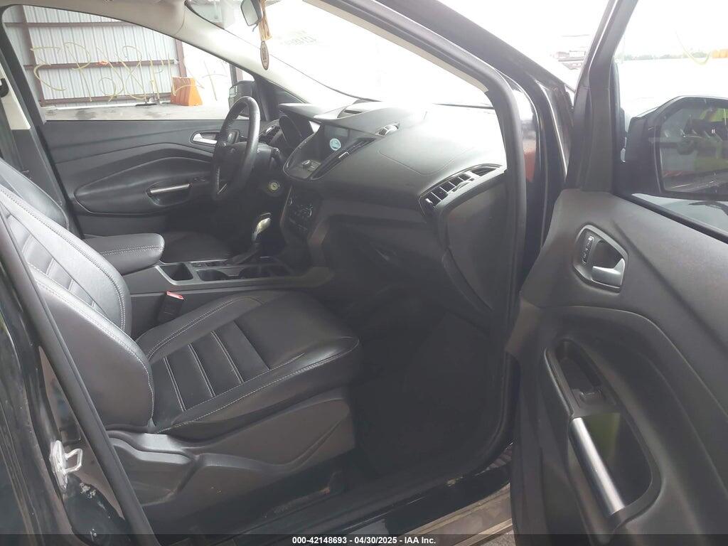 1FMCU9HD9JUB31284 2018 FORD ESCAPE photo no. 5