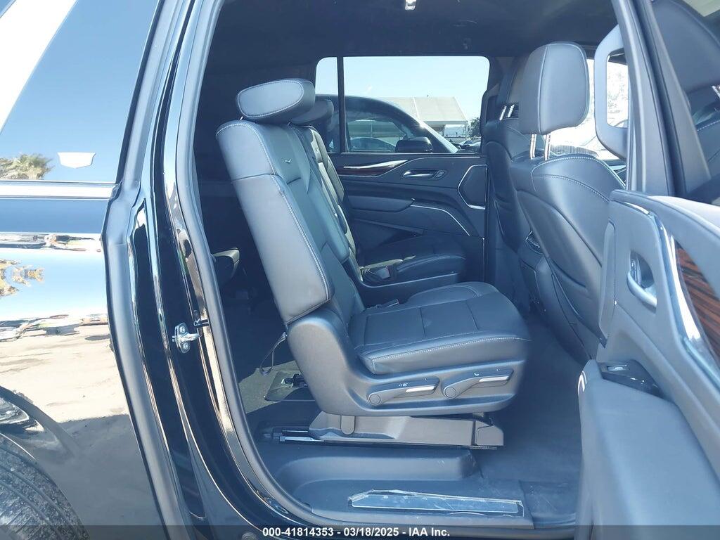 1GYS3JKT1PR331084 2023 CADILLAC ESCALADE ESV photo no. 8