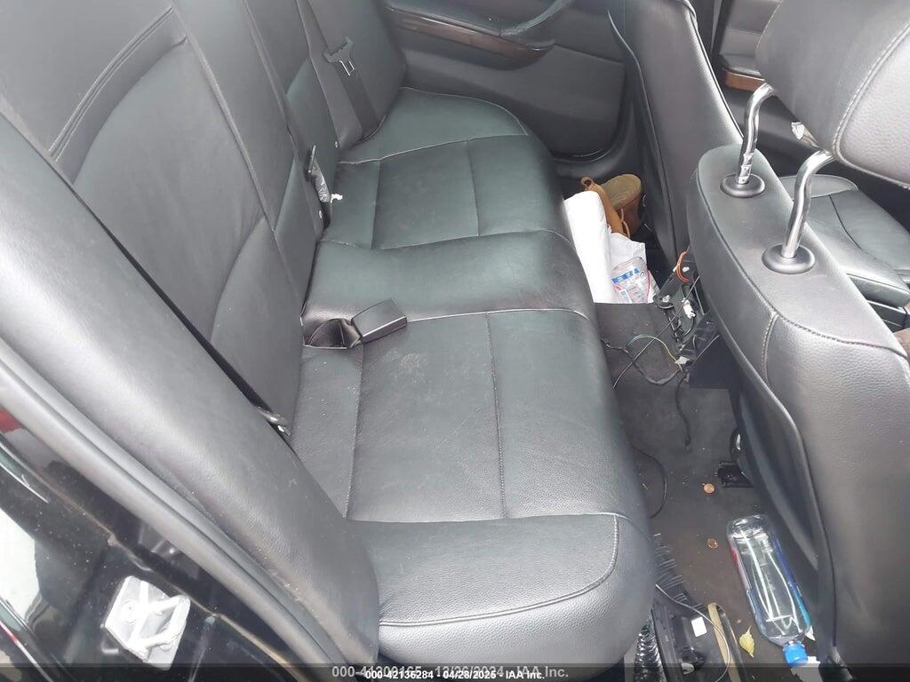 WBAPH7G58BNM56378 2011 BMW 328I photo no. 8