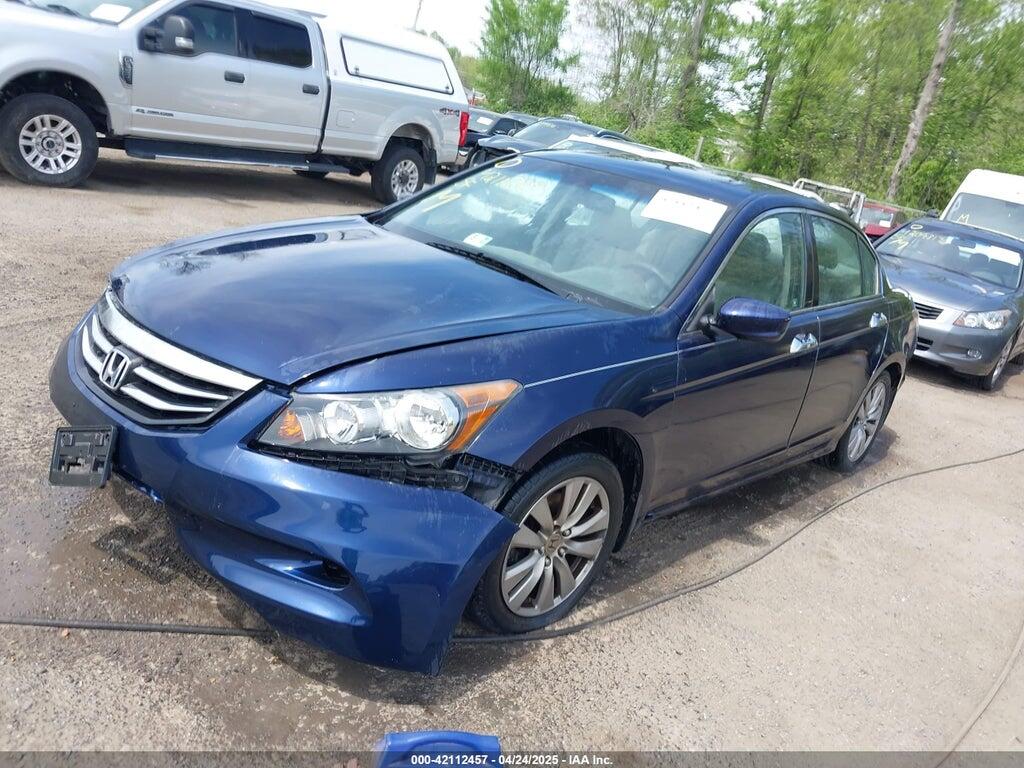 1HGCP3F88CA014977 2012 HONDA ACCORD photo no. 2