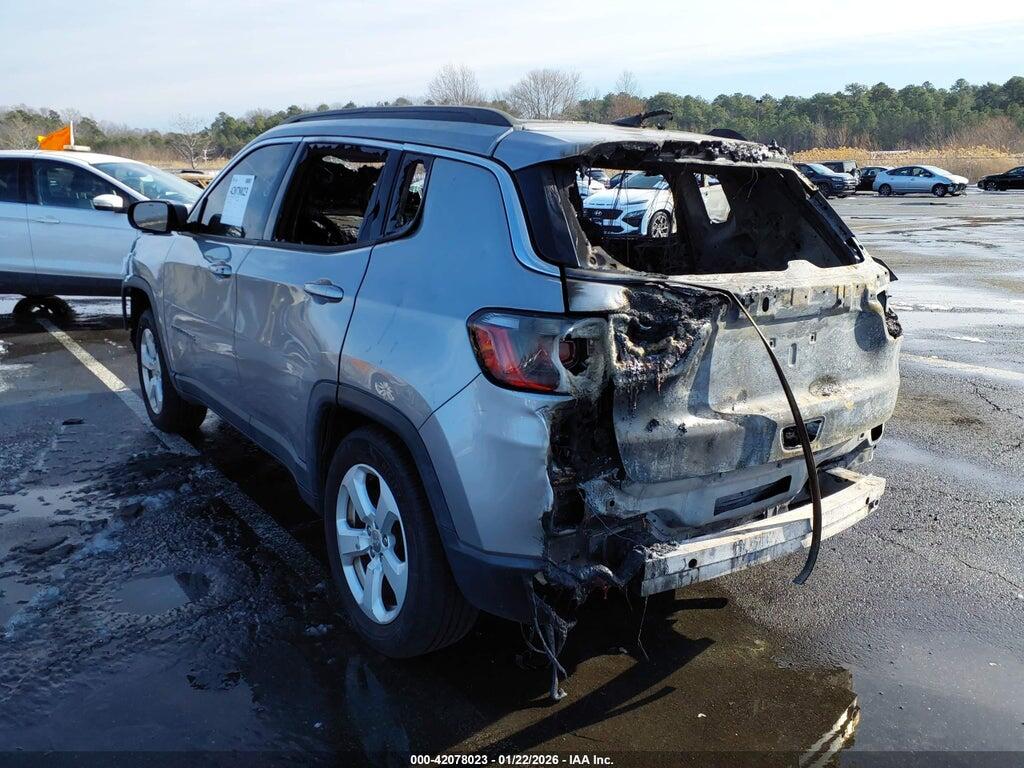 3C4NJDBB8KT847654 2019 JEEP COMPASS photo no. 3