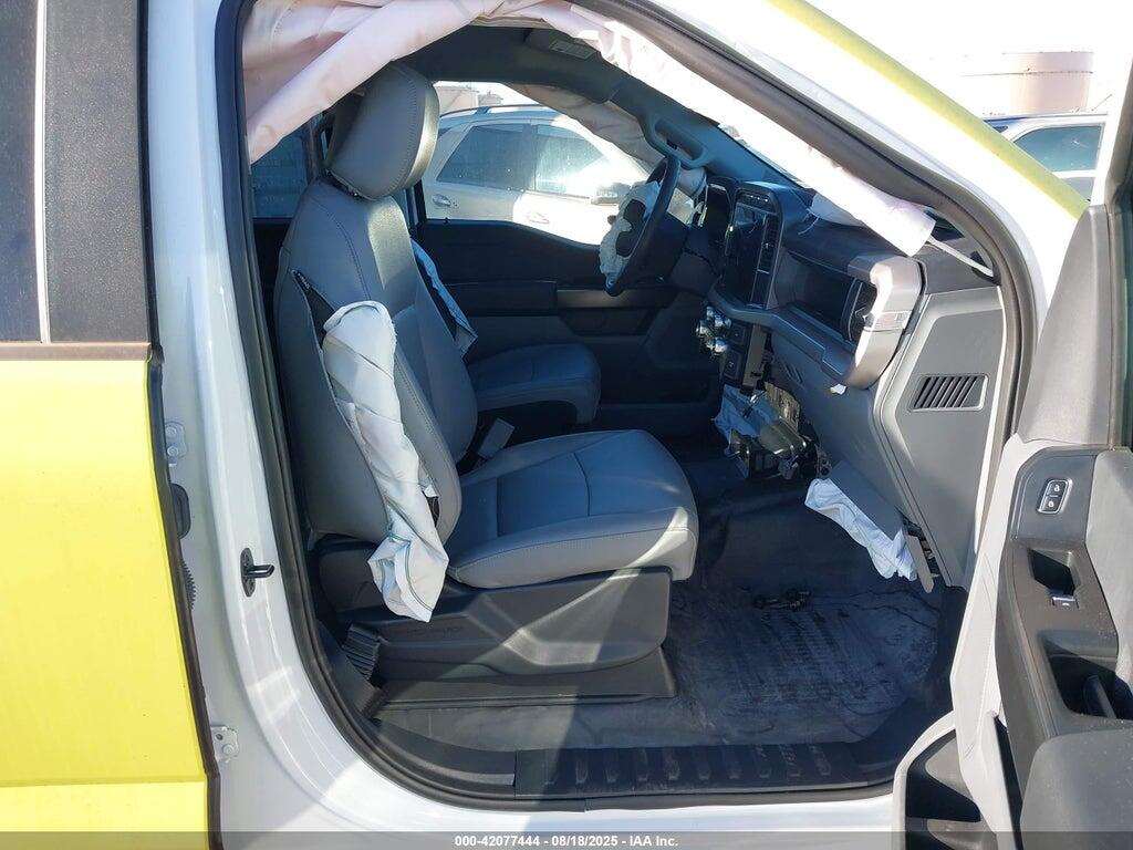 1FTVW1EL6PWG09856 2023 FORD F-150 LIGHTNING photo no. 5