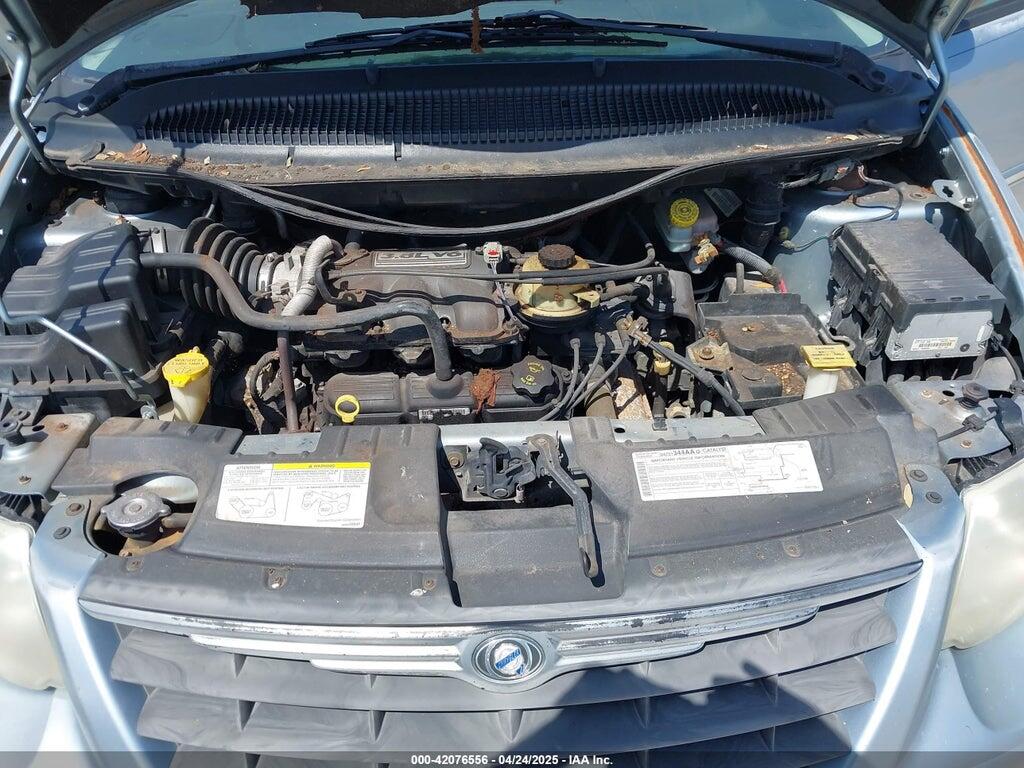 2C4GP54L75R261098 2005 CHRYSLER TOWN & COUNTRY photo no. 10