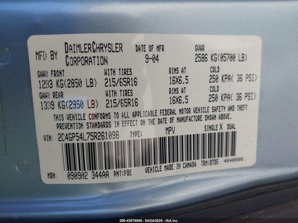 2C4GP54L75R261098 2005 CHRYSLER TOWN & COUNTRY photo no. 9
