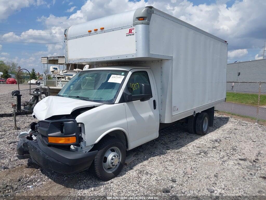 1GB3G3BG6D1124153 2013 CHEVROLET EXPRESS CUTAWAY photo no. 2