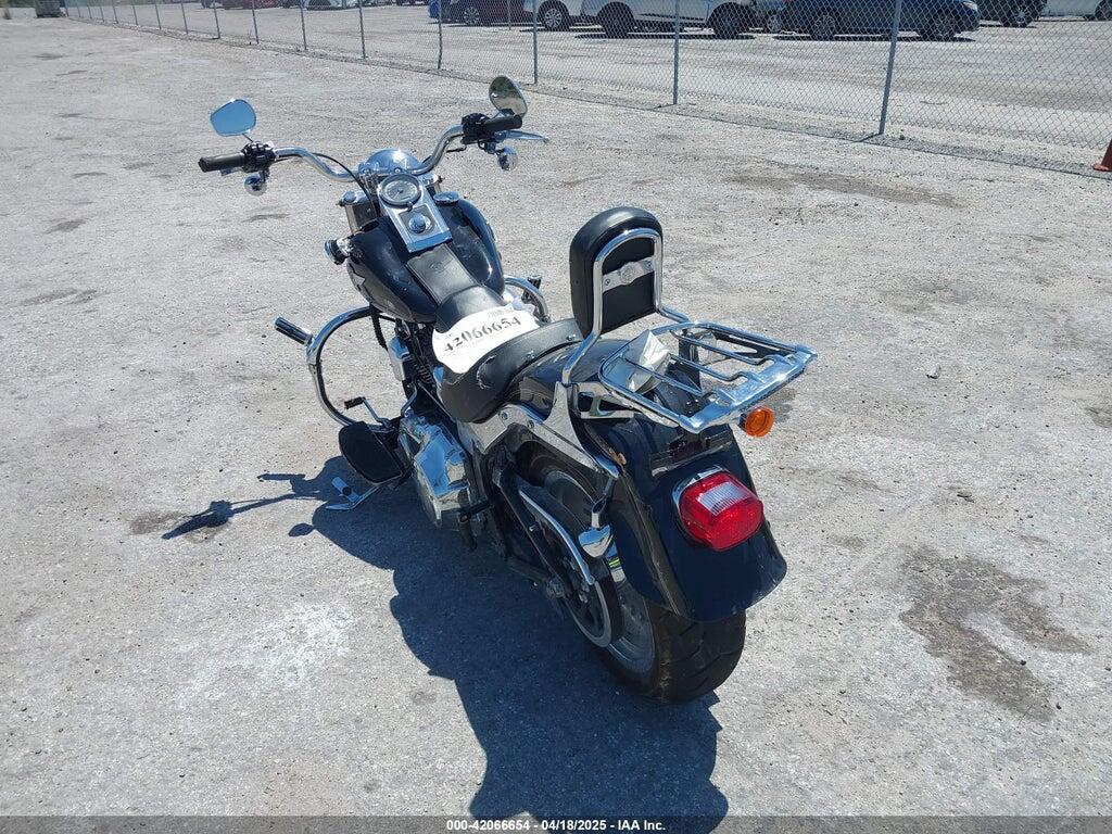 1HD1BXV11HC018119 2017 HARLEY-DAVIDSON FLSTF photo no. 3