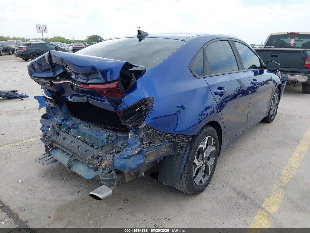 3KPF24AD4KE135618 2019 KIA FORTE photo no. 4