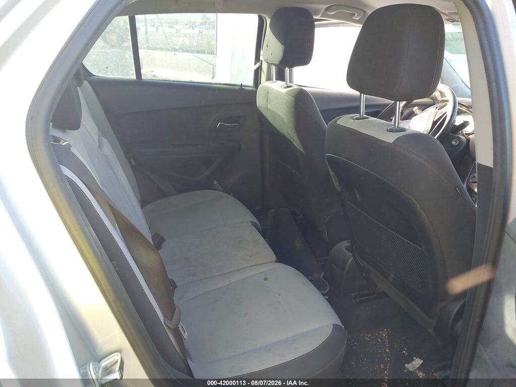 3GNCJKSB5KL189469 2019 CHEVROLET TRAX photo no. 8