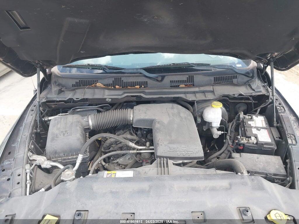 1C6RR6KG0JS300032 2018 RAM 1500 photo no. 10