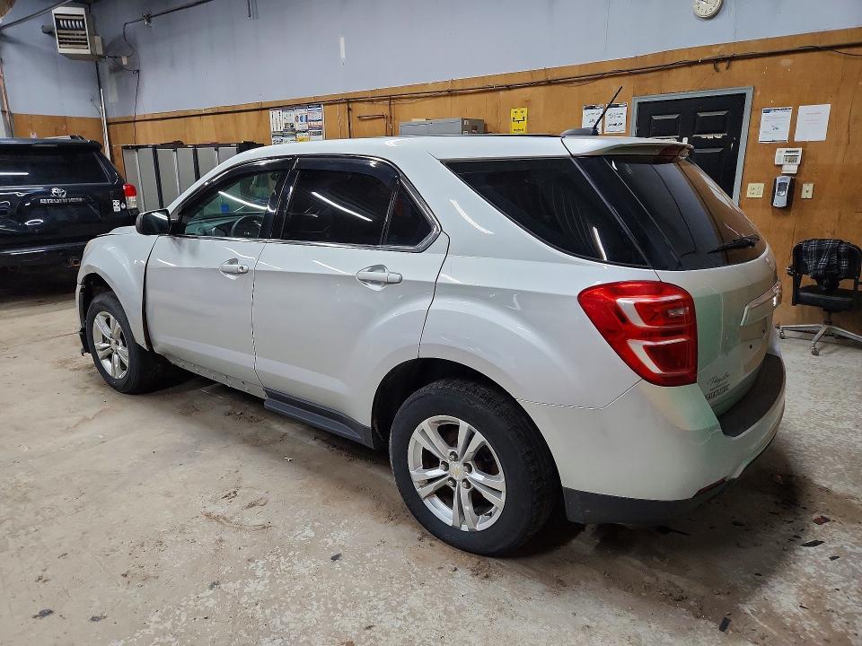 2GNALBEK4H1561682 2017 CHEVROLET EQUINOX photo no. 2