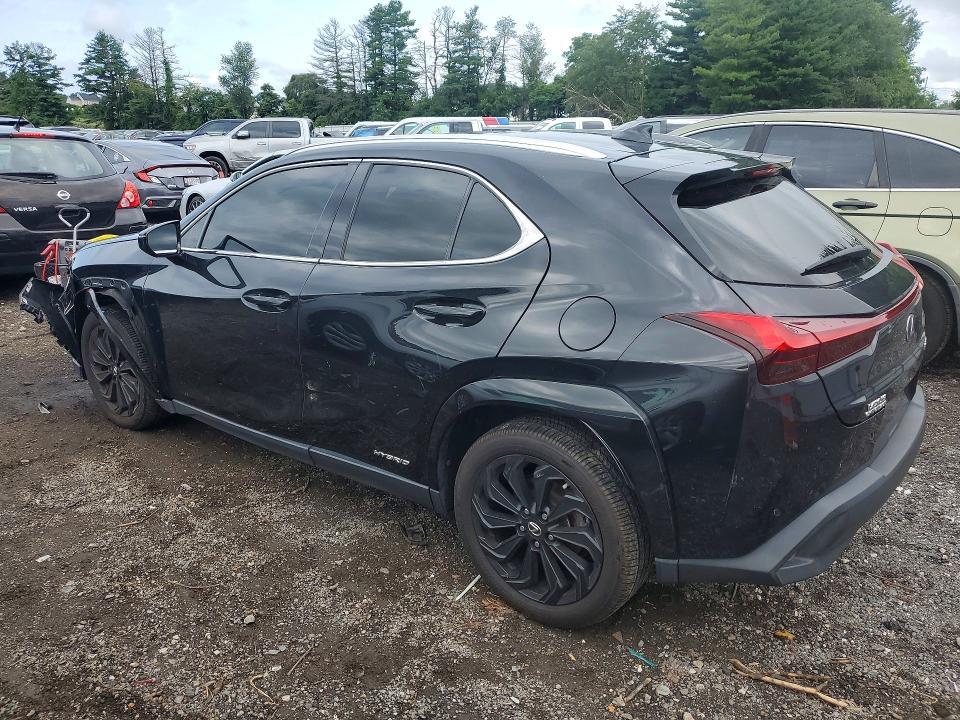 JTHP9JBH4N2058720 2022 LEXUS UX 250H photo no. 2