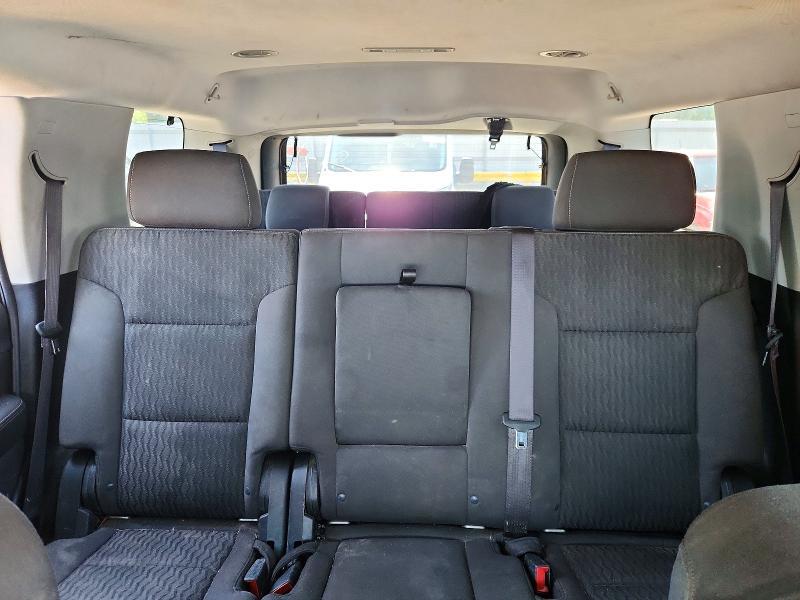 2017 GMC YUKON SLE — Фото 10 из 13