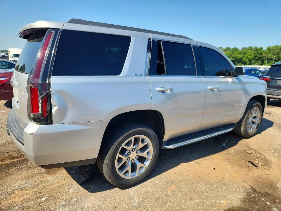 2017 GMC YUKON SLE — Фото 3 из 13