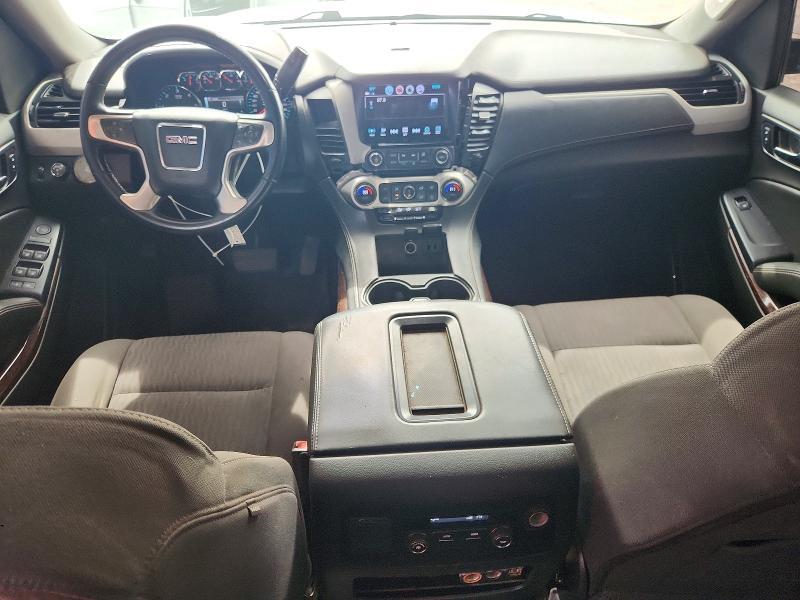 2017 GMC YUKON SLE — Фото 8 из 13