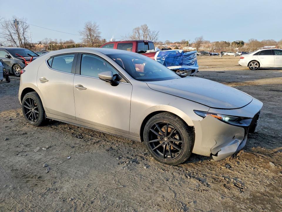 2022 MAZDA 3 SELECT — Фото 4 из 12