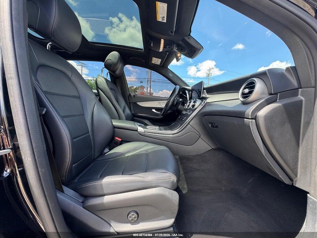 2022 MERCEDES-BENZ GLC 300 — Фото 5 из 10
