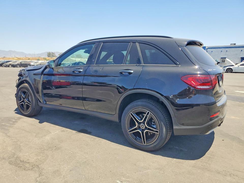 2022 MERCEDES-BENZ GLC 300 4MATIC — Фото 2 из 14