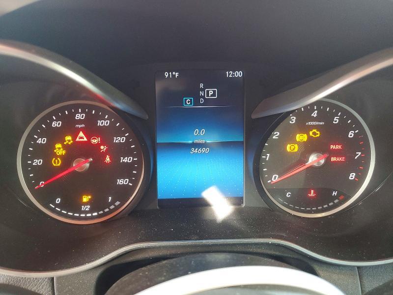 2022 MERCEDES-BENZ GLC 300 — Фото 9 из 13