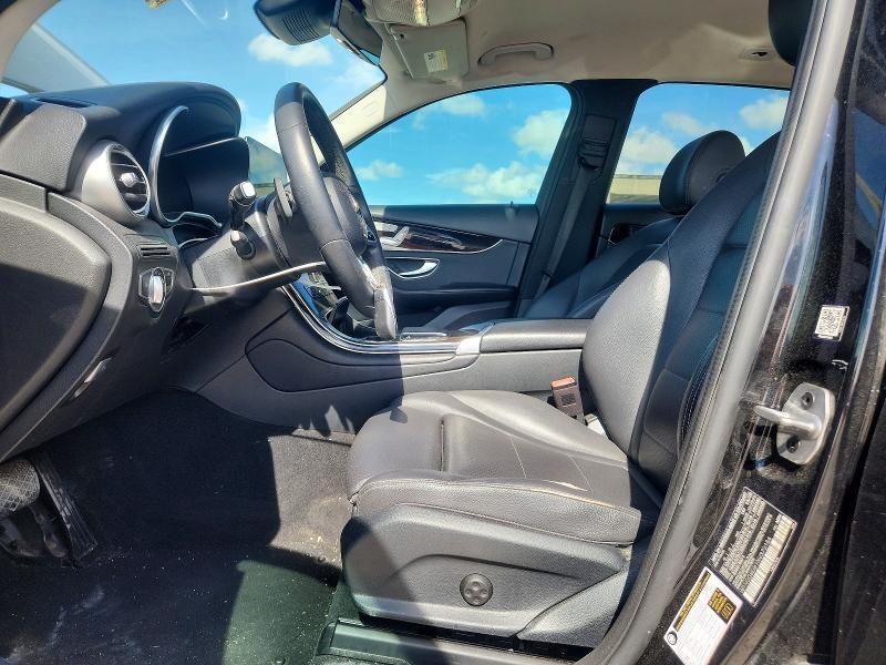 2022 MERCEDES-BENZ GLC 300 — Фото 7 из 13
