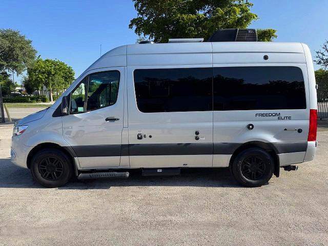 2022 MERCEDES-BENZ SPRINTER 2500 — Фото 12 из 15