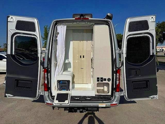 2022 MERCEDES-BENZ SPRINTER 2500 — Фото 6 из 15