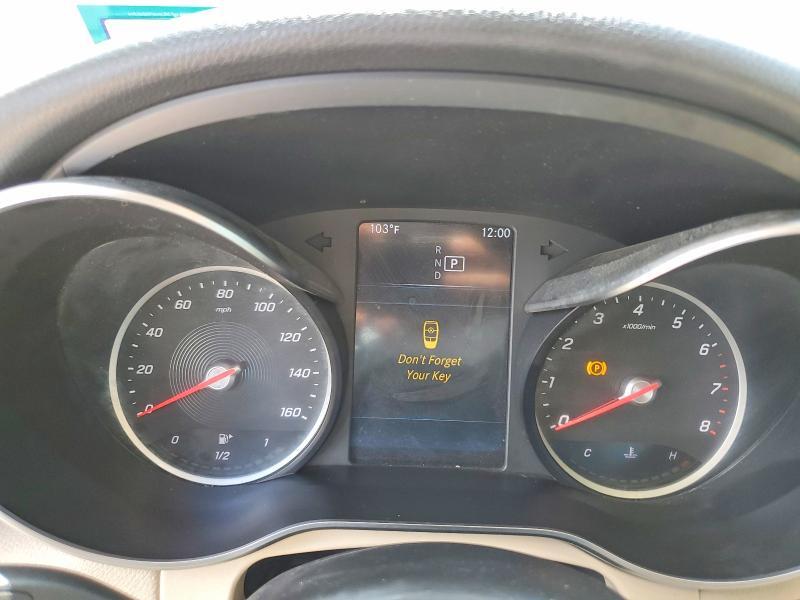 2022 MERCEDES-BENZ GLC 300 — Фото 9 из 13