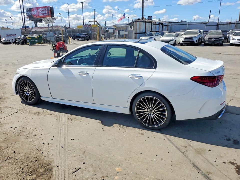 2022 MERCEDES-BENZ C 300 — Фото 2 из 12