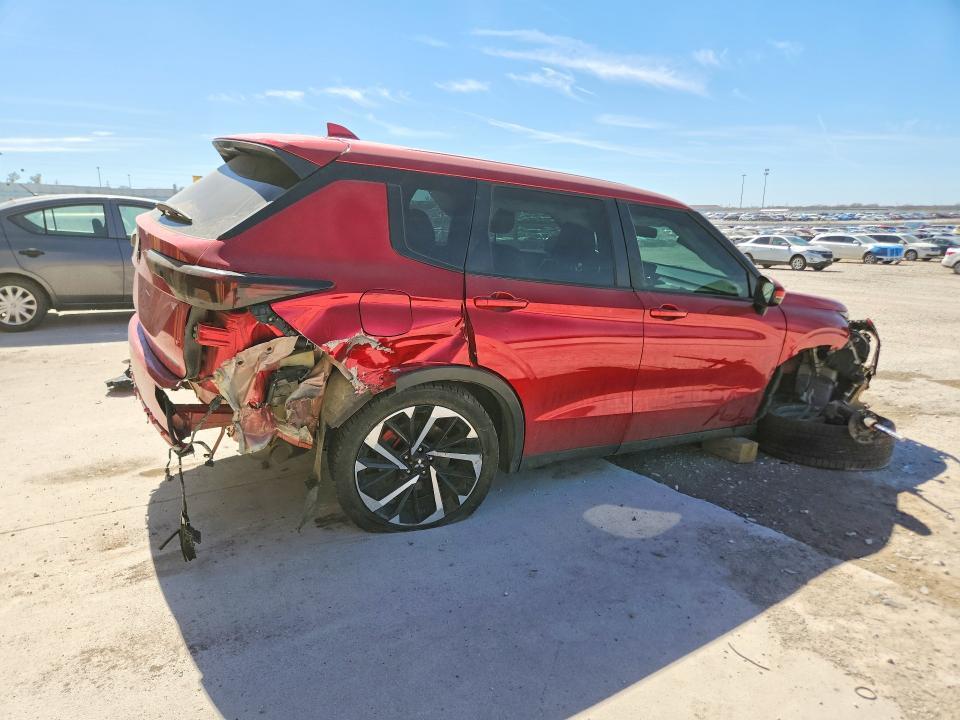 2022 MITSUBISHI OUTLANDER ES — Фото 3 из 14