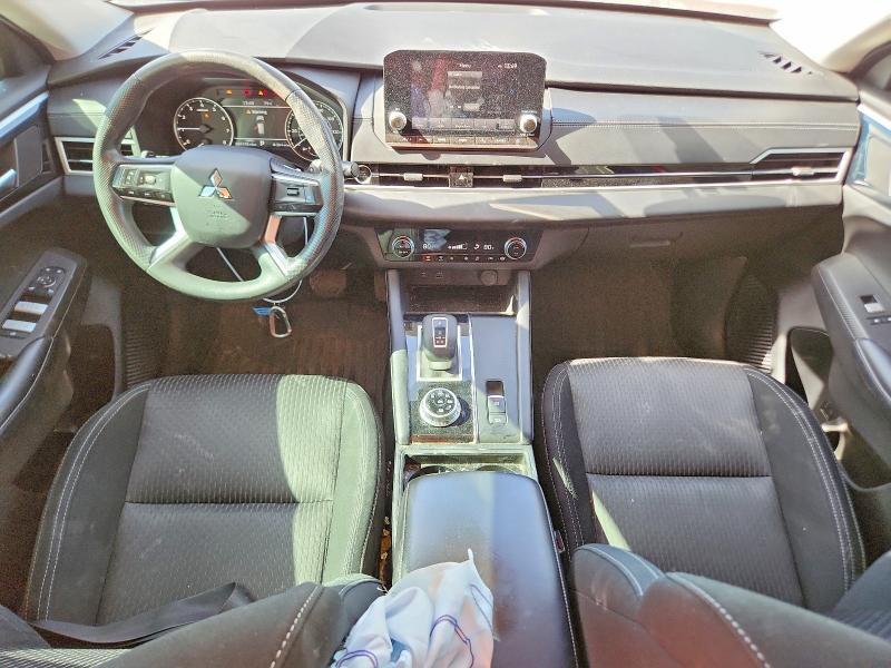 2022 MITSUBISHI OUTLANDER ES — Фото 8 из 14