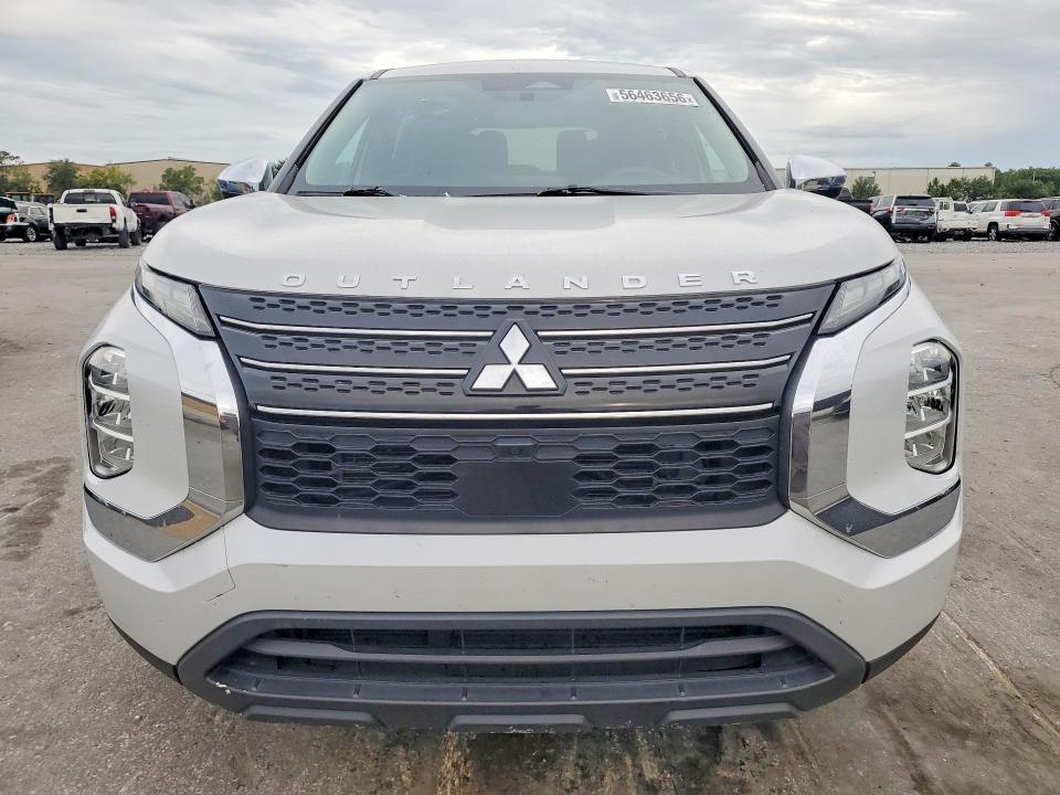 2022 MITSUBISHI OUTLANDER ES — Фото 5 из 13