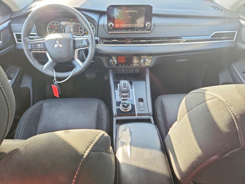 2022 MITSUBISHI OUTLANDER ES — Фото 8 из 13