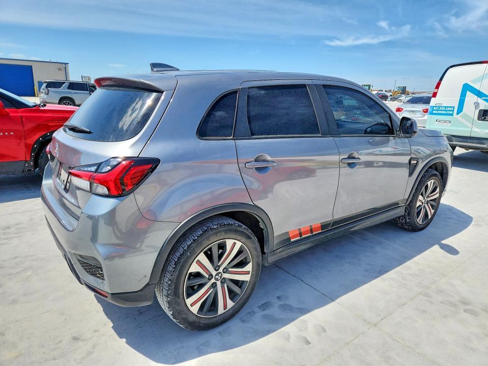 2022 MITSUBISHI OUTLANDER SPORT ES — Фото 3 из 13
